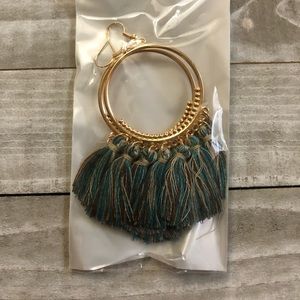 🖤 3 for $15 🖤 blue brown taupe tassel earrings